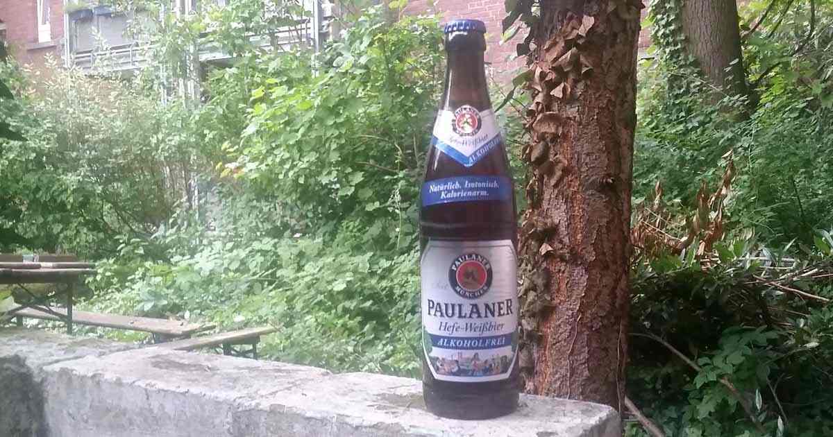 Das Bild zeigt ein alkoholfreies Bier der Marke Paulaner.
